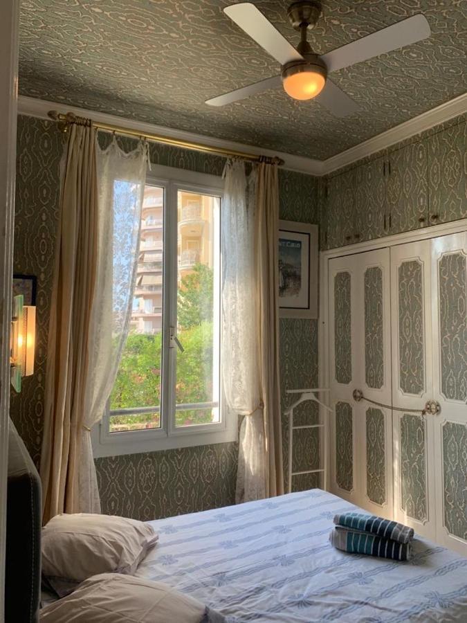 Plein coeur de Monaco, à 300 mètres à pied du port de Monaco, 4 pièces, escaliers vue mer. Extérieur photo